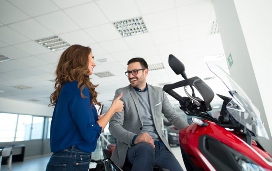 apa itu leasing motor
