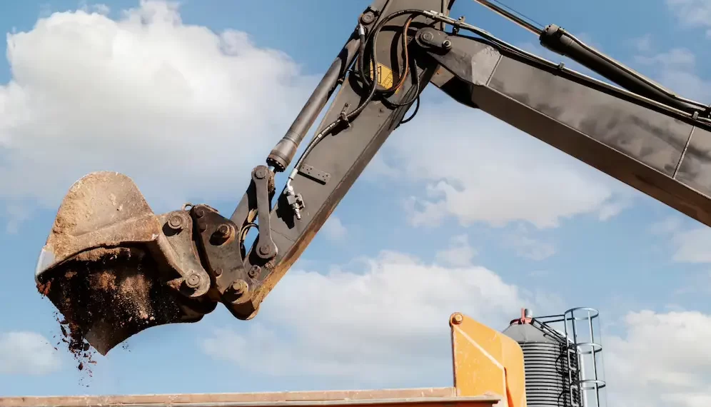 swing excavator