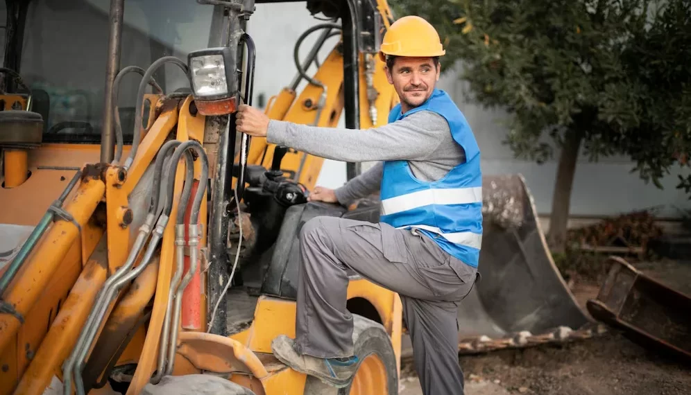 Gaji operator alat berat
