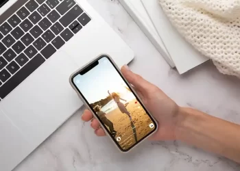 Perbedaan iphone inter dan ibox